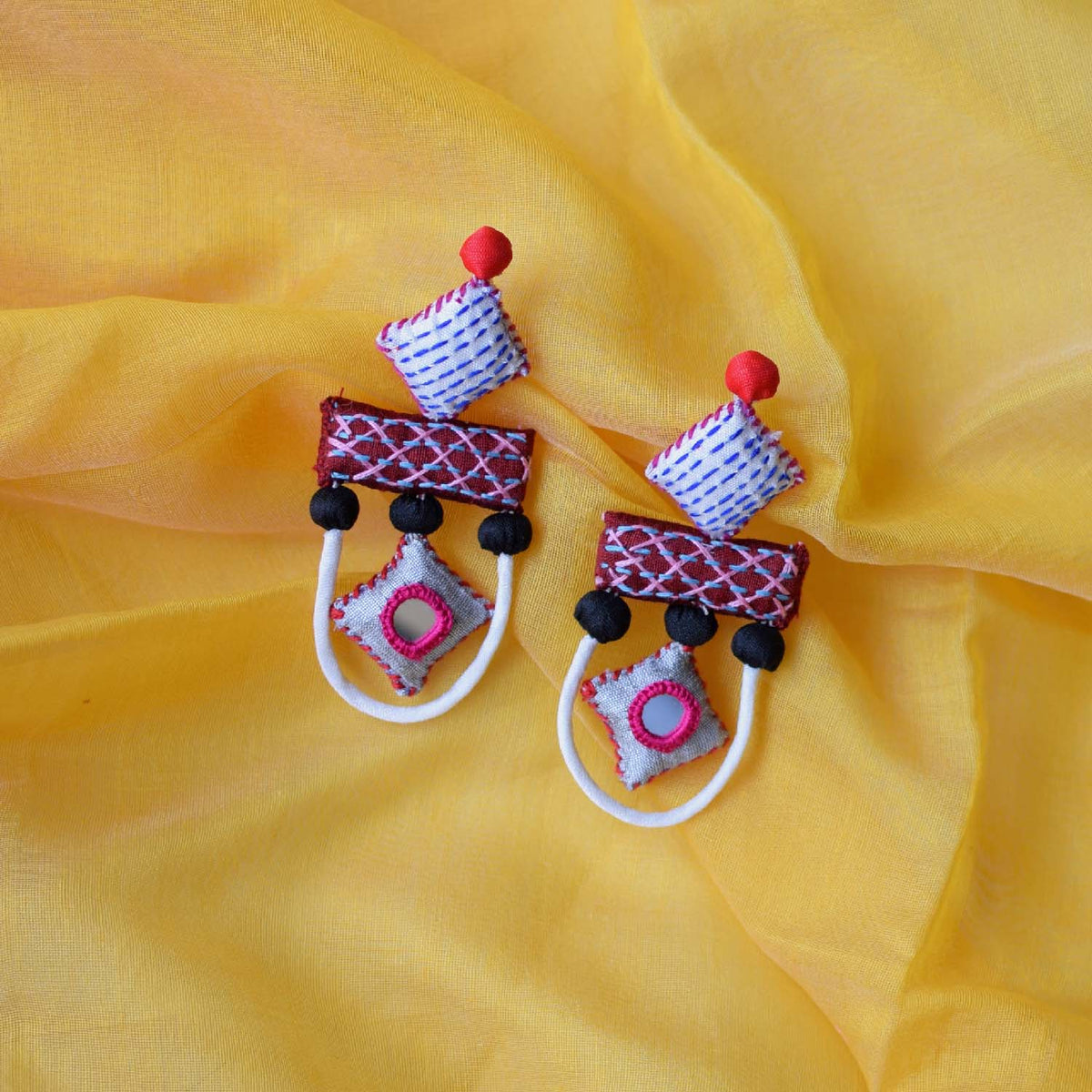 Inaya earrings- INY-E1