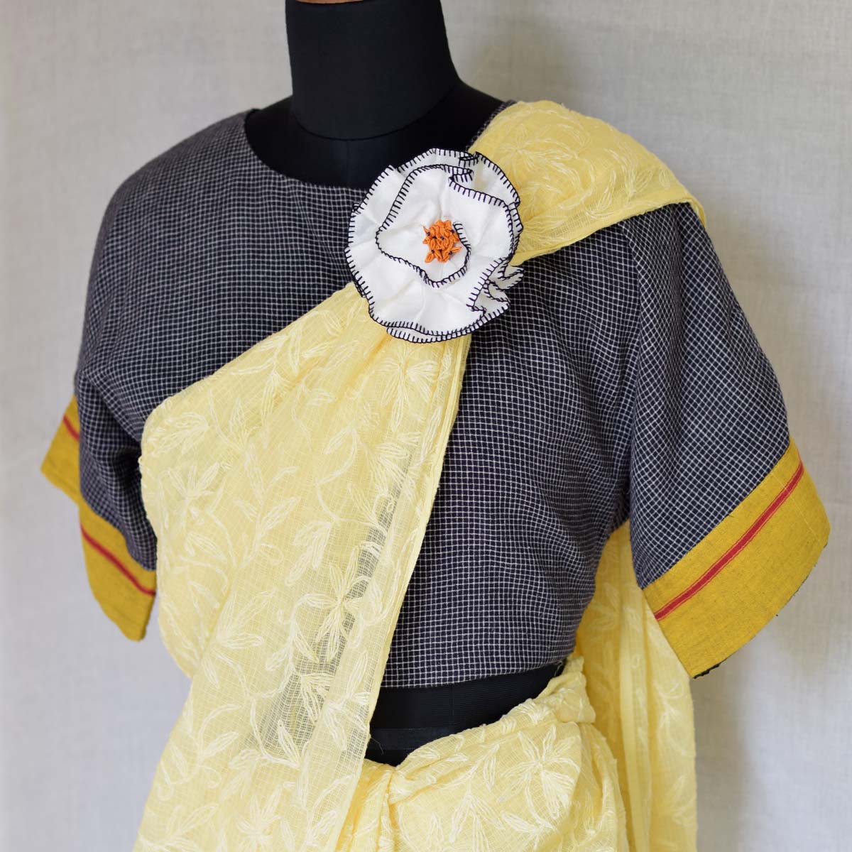 Phoolwanti Twirl- White