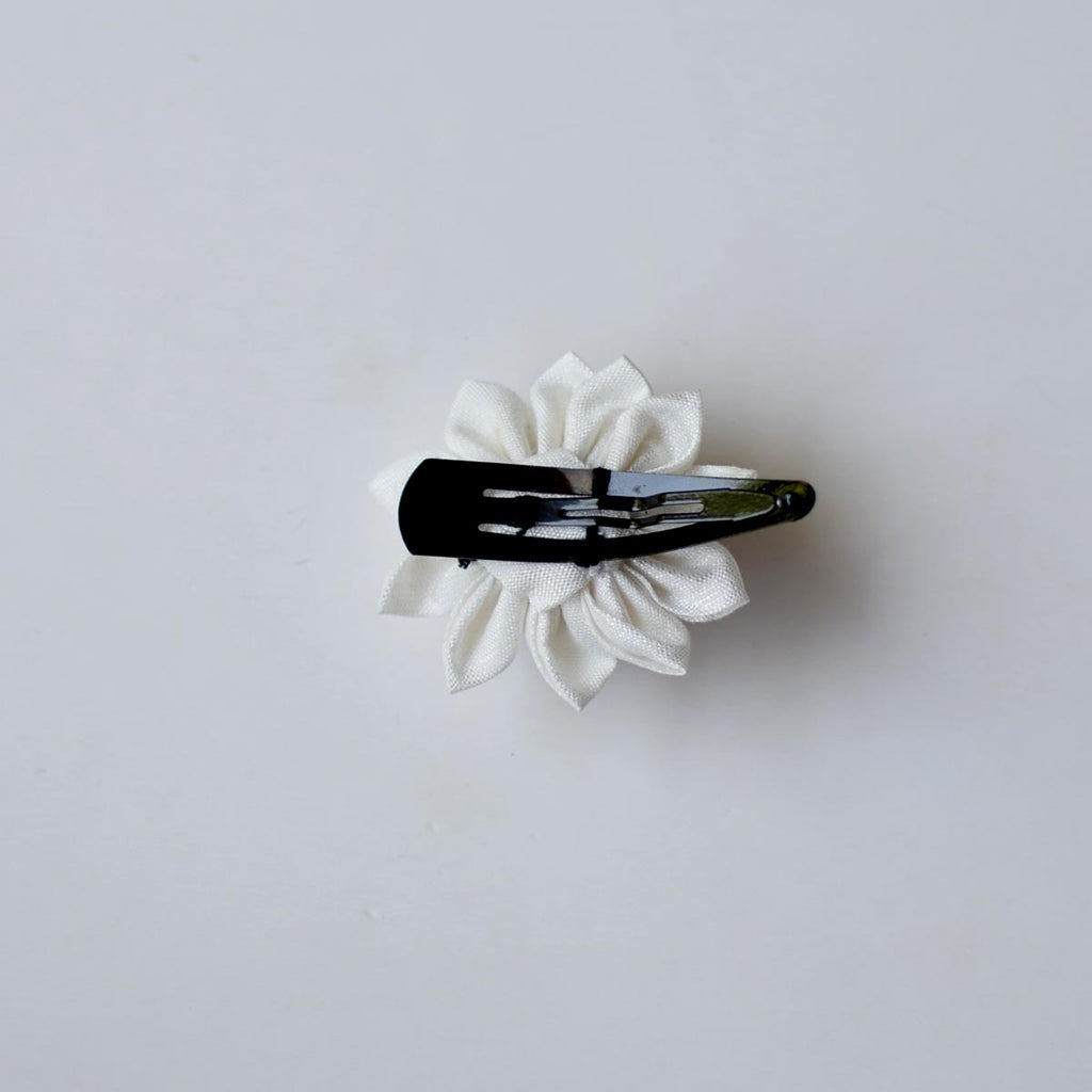 Daisy Hairclip-Off White DA-CL2