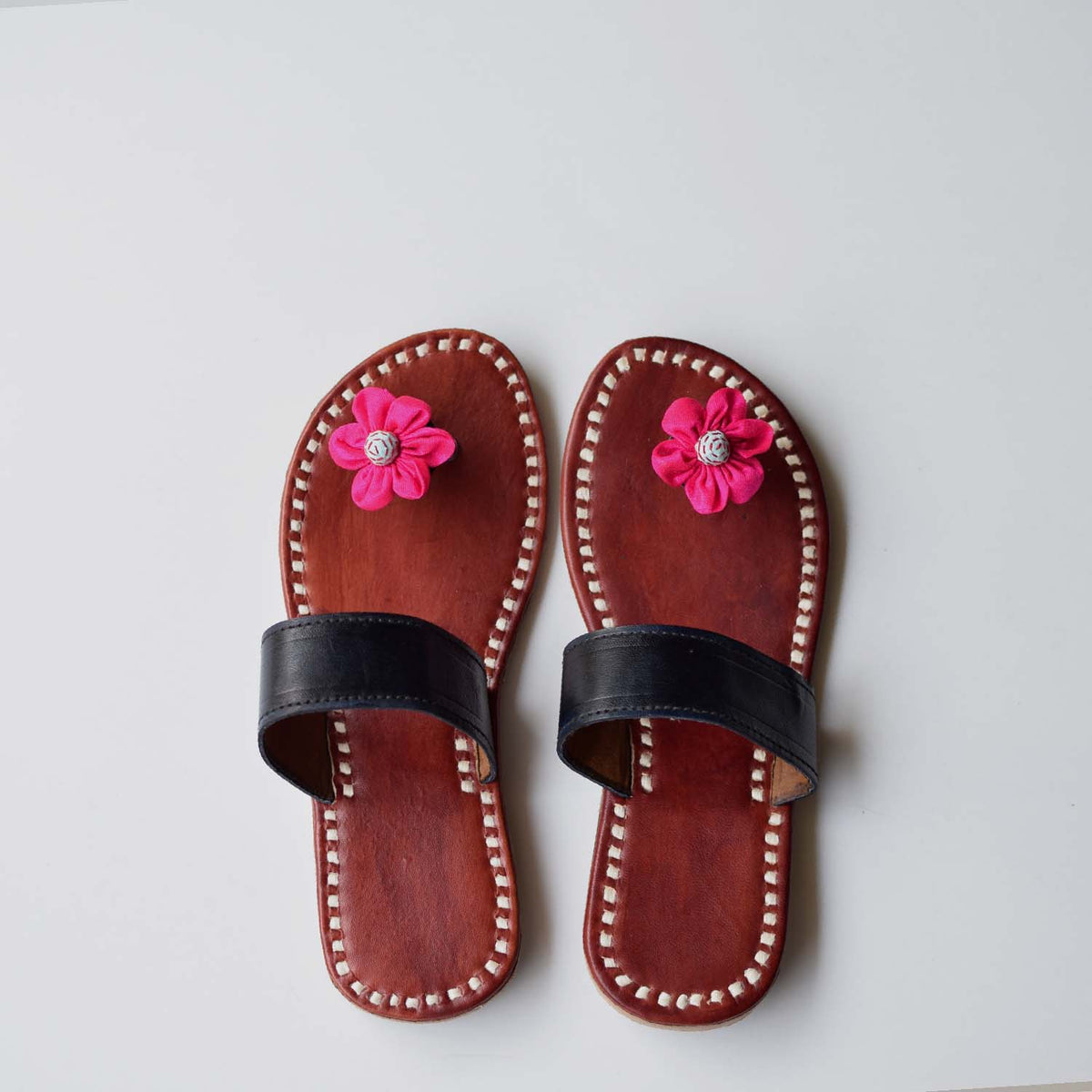 Kusum chappals- KUS-CH2