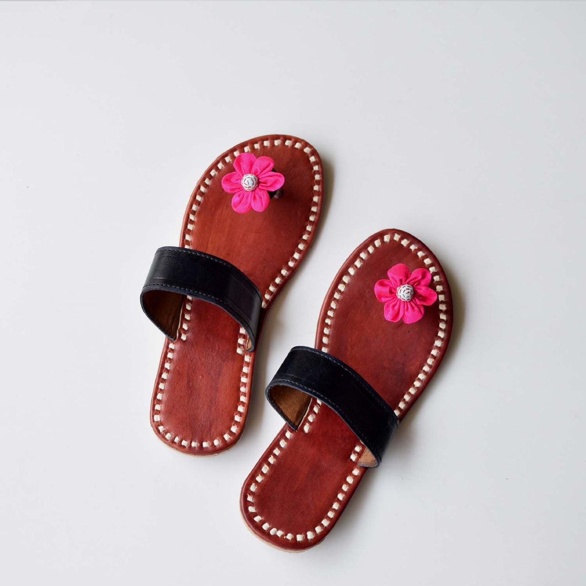 Kusum chappals- KUS-CH2