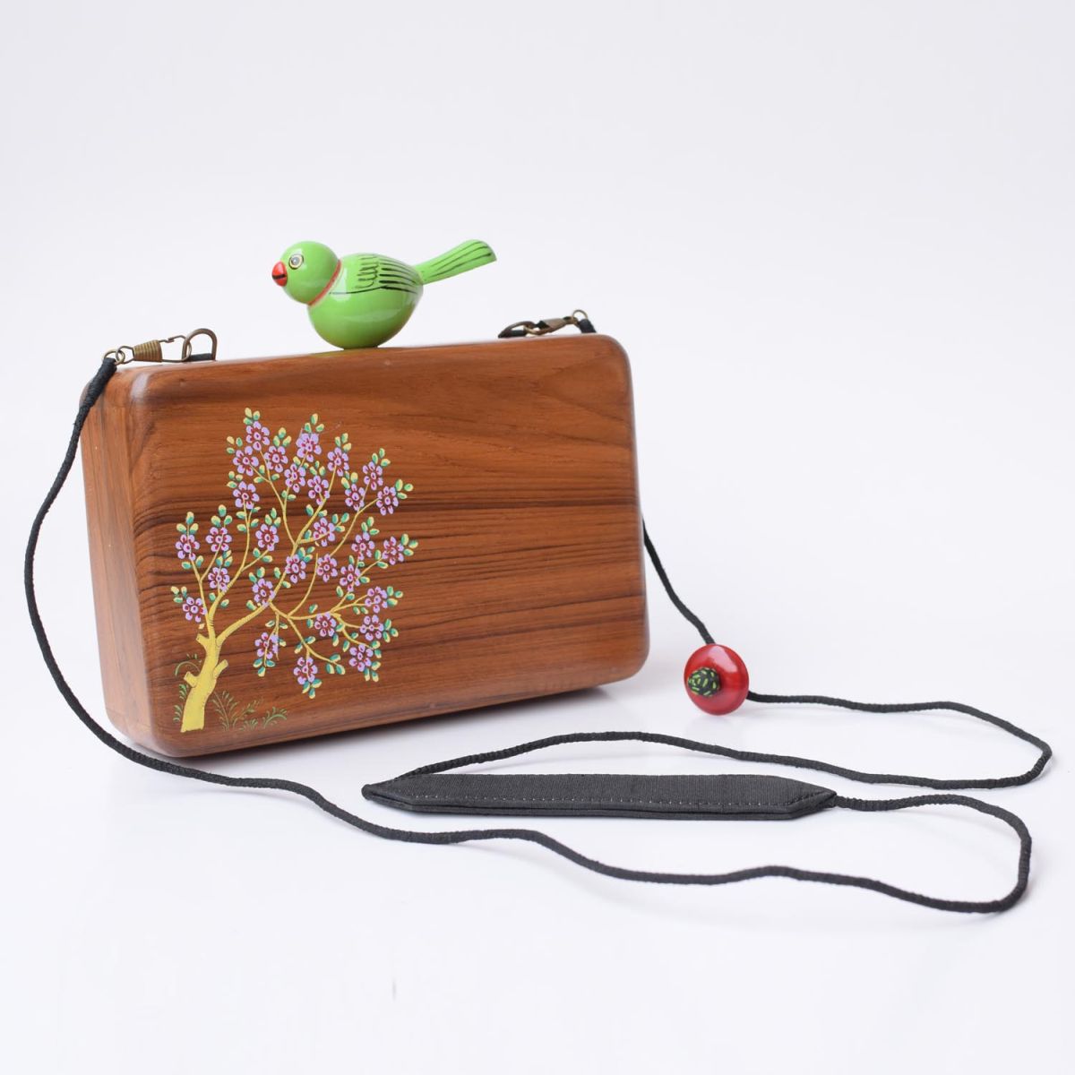 Kakoli wooden clutch - KO-B11