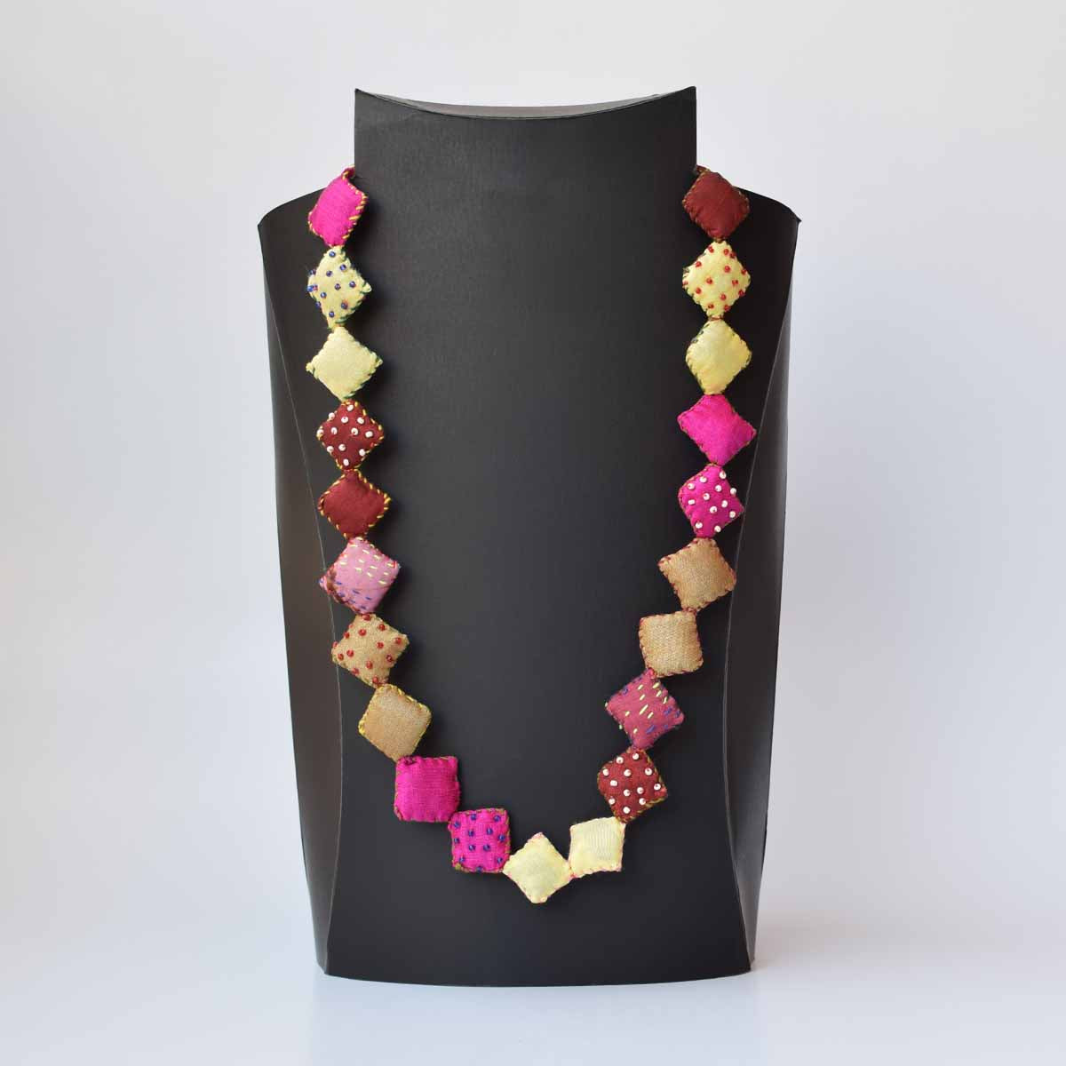 Keya Neckpiece- KE-N18