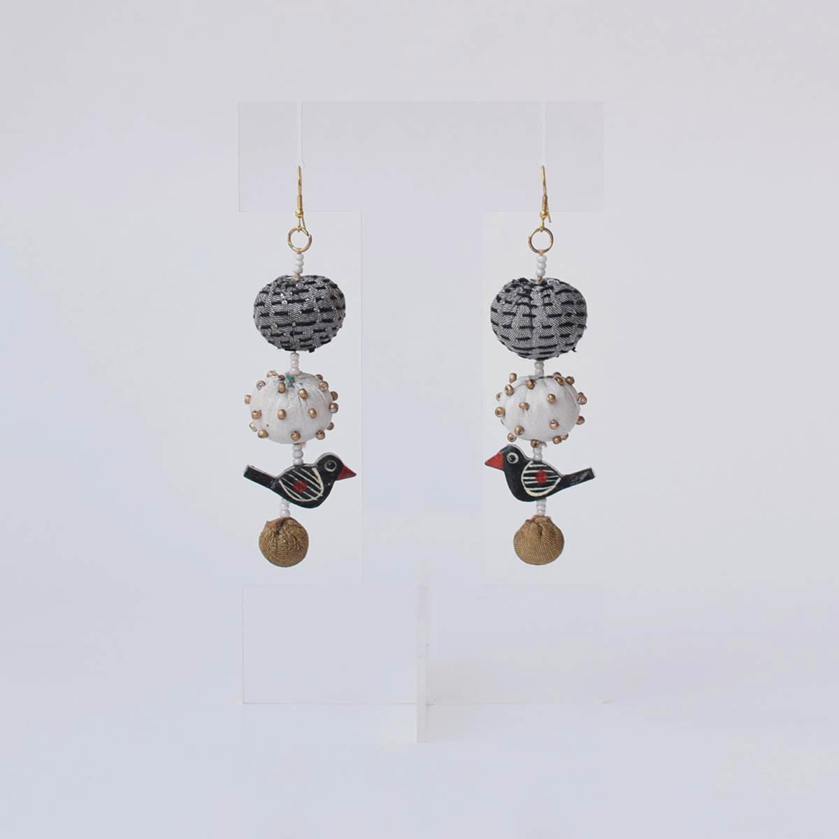 Short Tia earrings- TSH-E279