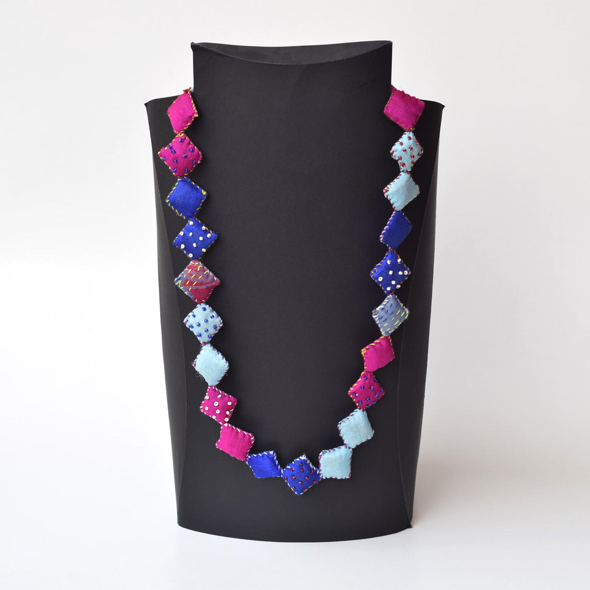 Keya Neckpiece - KE-N33