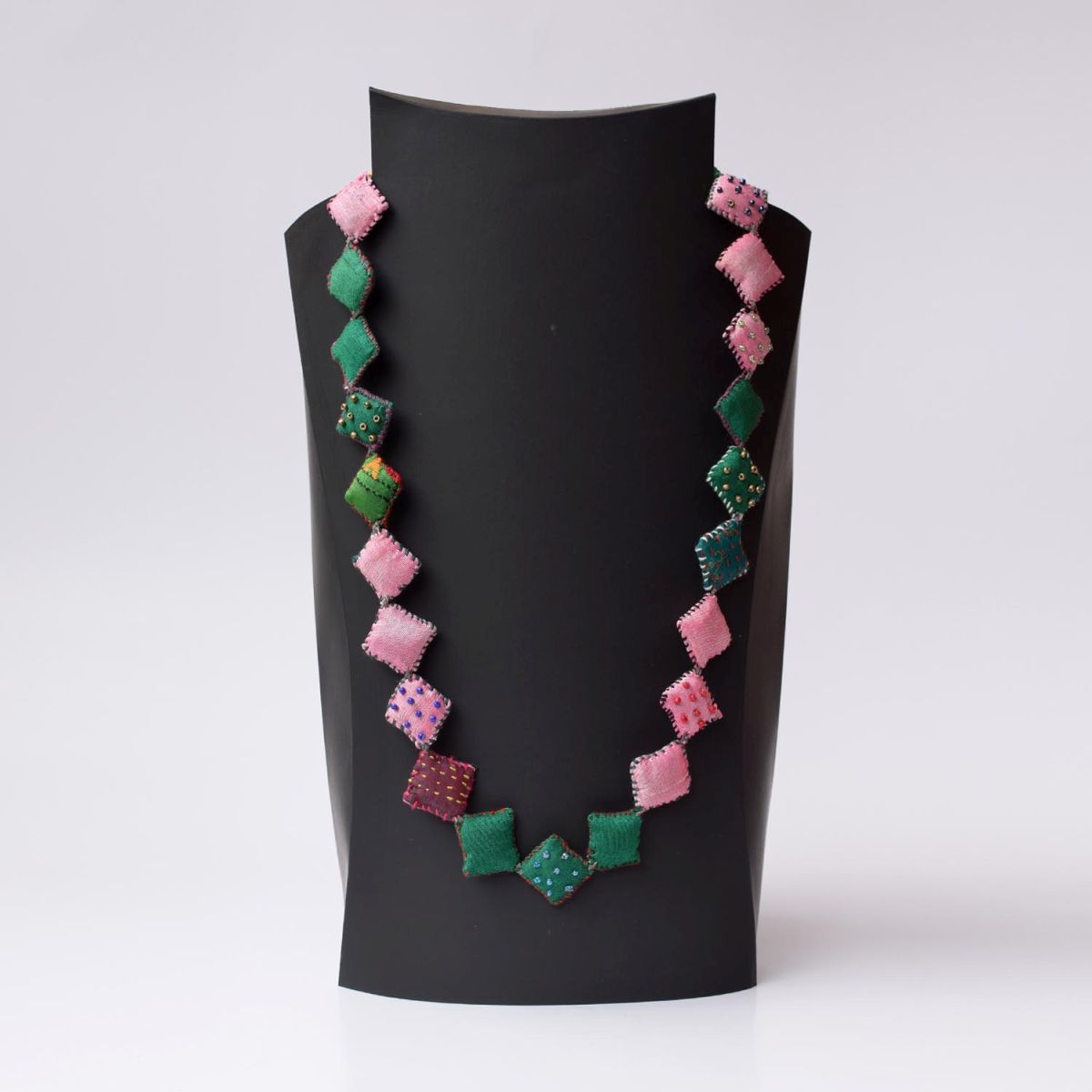 Keya Neckpiece - KE-N59